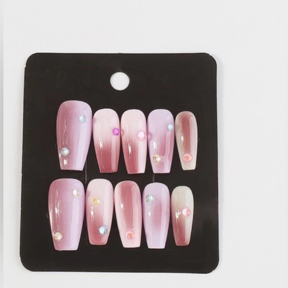 Handmade Press on Nail kit - Picture 2 of 10